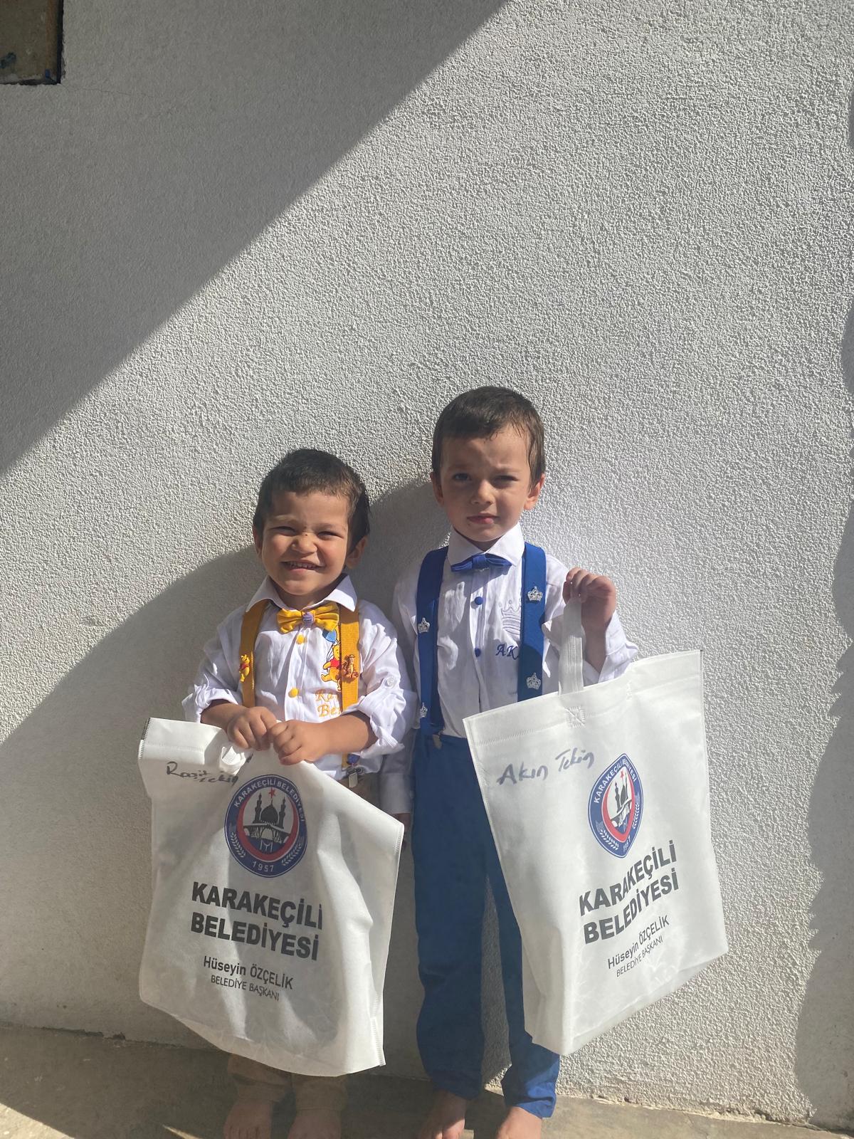 Belediyemiz tarafından ilçemizde çocuklarımız için sünnet programı düzenlenmiştir.