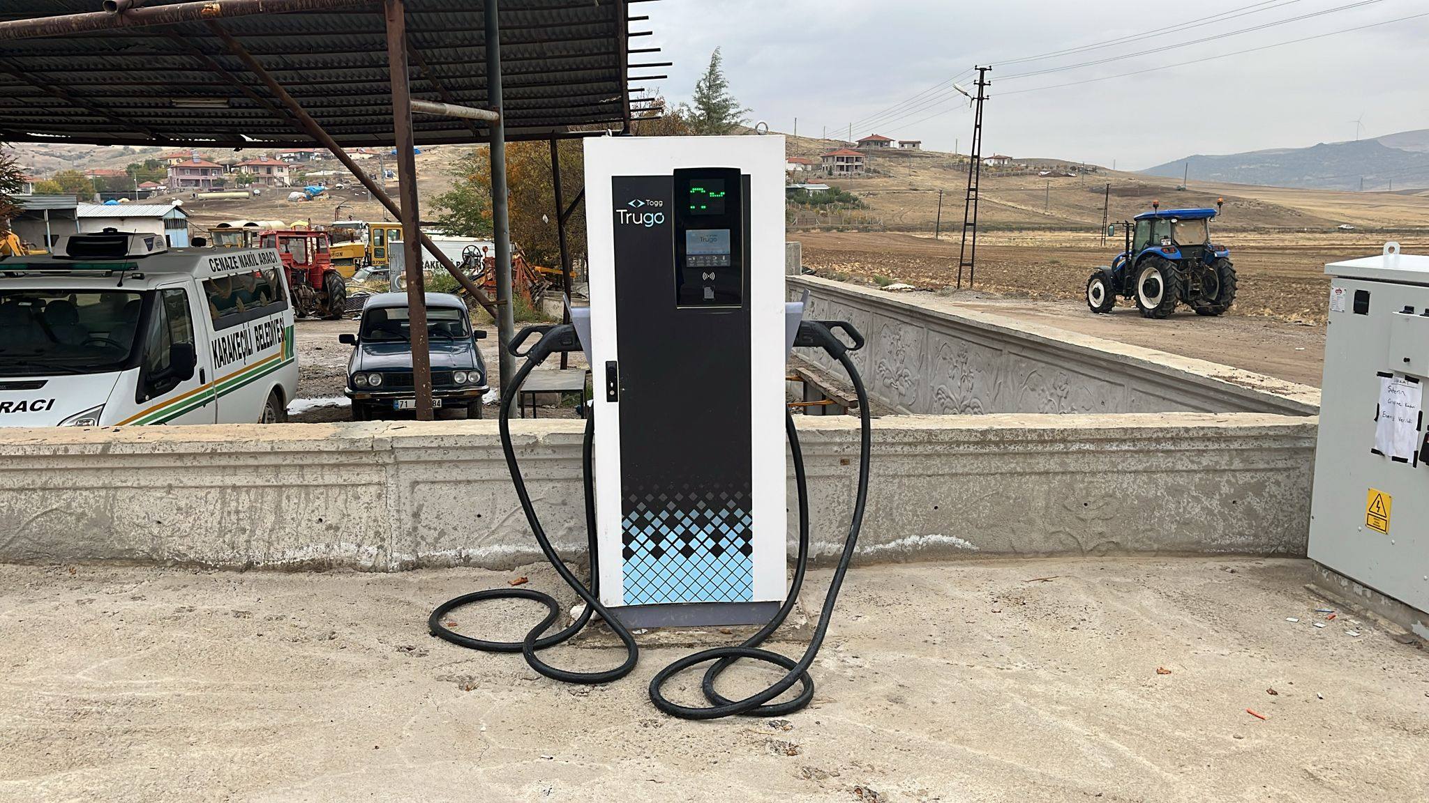 Elektrikli Şarj İstasyonu tamamlandı.